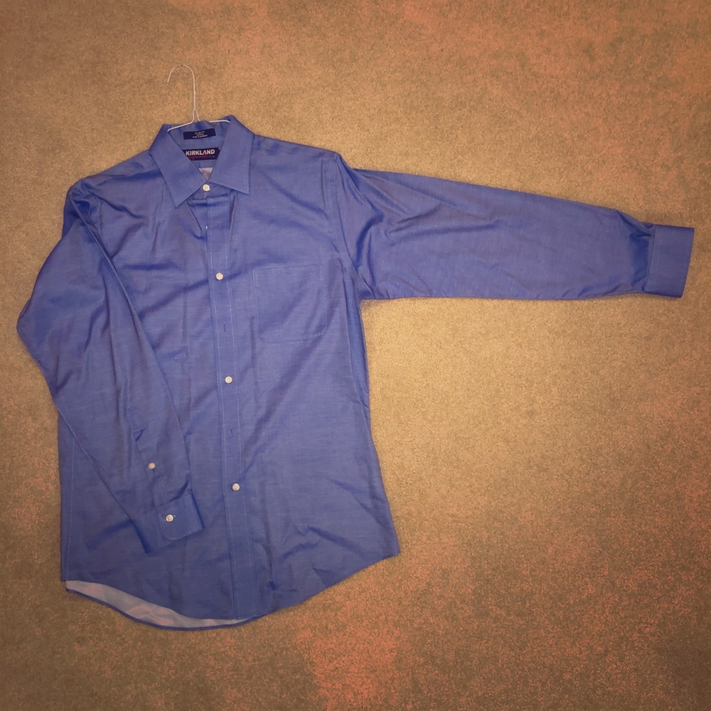 Steel Blue Button Up 🤤
